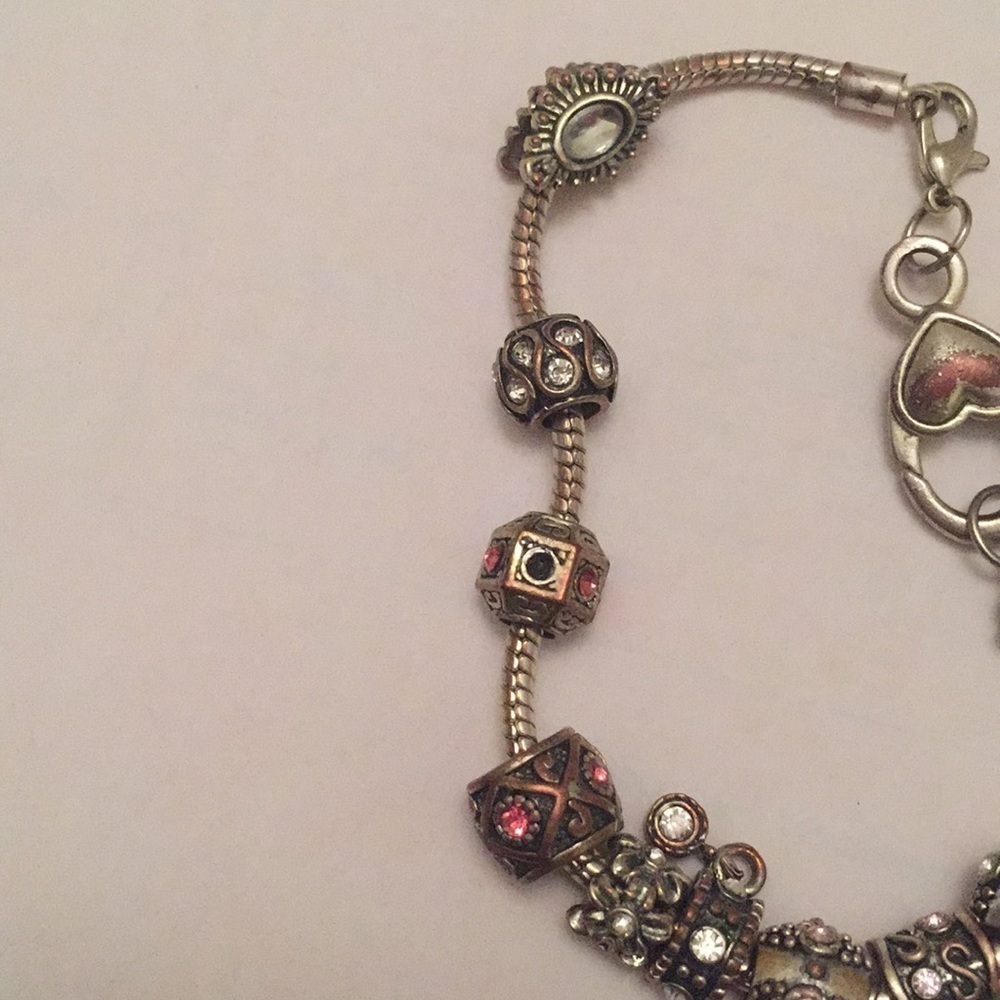 Charm bracelet. - Picture 4 of 7